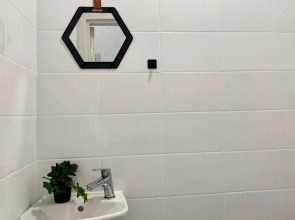 Квартира Двухкомнатная просторная и уютная ArtApart