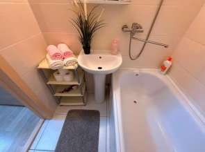 Квартира GoldApart Академика Макеева 20