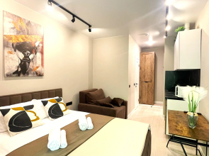 Апартаменты с балконом и видом на сосновый парк рядом с морем