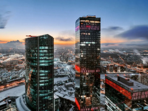 Romantic apart on 71 floor