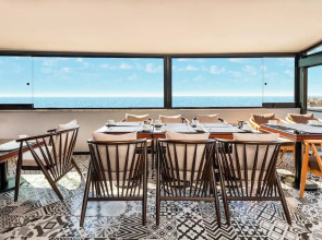 Отель Interstar