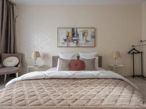 Апартаменты с двумя спальнями, в центре города, у канатной дороги