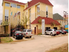 BON Grand Towers Hotel