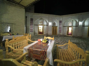 Hotel Khurjin