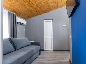 Отель Максим Парк-Лоо