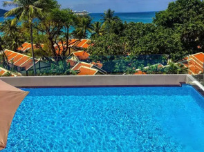 Отель Clarion Patong Beach