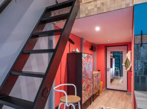 Апартаменты Студия с Дизайнерским Ремонтом (218)