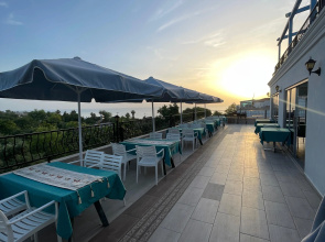 Beachway Hotel