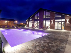 Коттеджи Река-Река