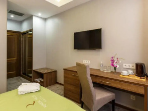 Отель Renion Hills Almaty