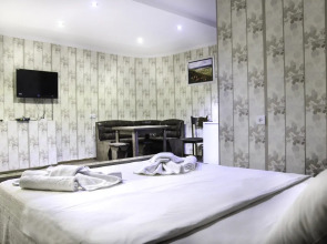 Отель New Palace Shardeni