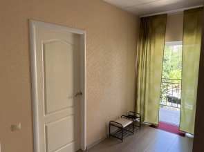 Частный Дом 120 2 Комнатный Этаж с Кухней