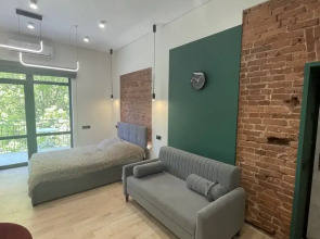 Квартира Уютная студия рядом с морем, в центре Гагры