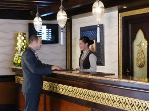 Arabian Courtyard Hotel & Spa