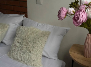 Studiya S vidom na gorod, Vrubelya 15 Apartments