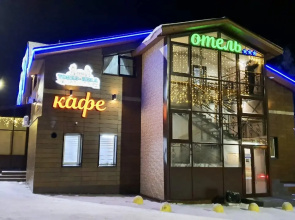 Topaz-Kola Mini-Hotel	