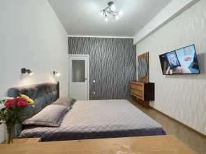 Na Ulitse Dekabristov 36/2 Apartments