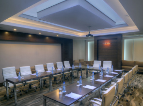 Отель Qafqaz Baku City Hotel and Residences