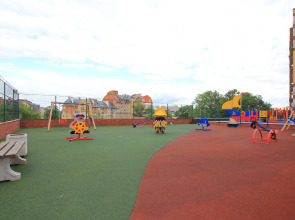 Апартаменты Павлин в парке Юность