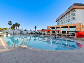 Throne Beach Resort & Spa