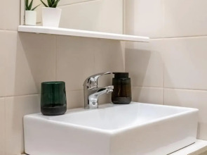 Апартаменты SutkiLive в Центре у метро Садовая