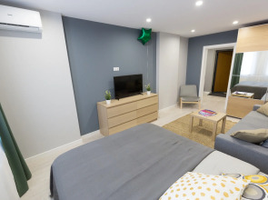 Апартаменты Азбука на Коммунистической 11/1