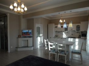 Апартаменты на Дворянской