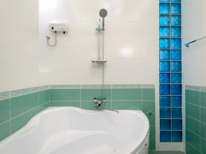 Меблированные комнаты  Серебряная лошадь