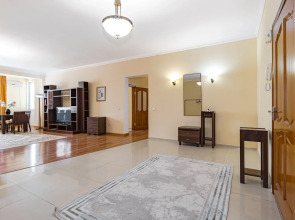 Апартаменты идеальные для большой компании в центре