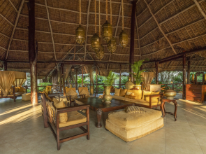 Breezes Beach Club & Spa – Half Board Hotel