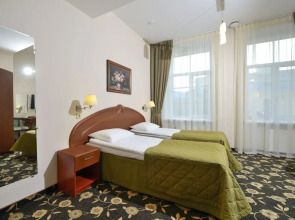 Отель Cronwell Inn Стремянная