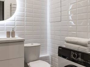 Квартира Moscow Deluxe Apartments Comfy Studio Berzarina