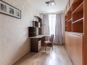 Квартира двухкомнатная вблизи Петергофских фонтанов