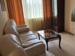 Апартаменты На Старопрегольской Набережной 16