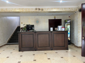Hotel Luxurious