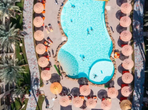 El Karma Aqua Beach Resort