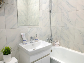 Апартаменты TopHouse на Брянской 18 двухкомнатные