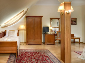 Отель Boutique Seven Days