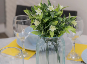 Апартаменты на Муравленко напротив Аквапарка ВыДома