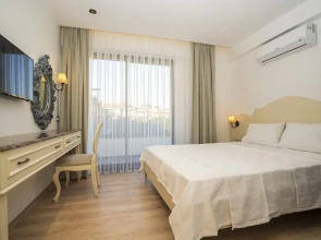 Апарт-отель Channel Suites