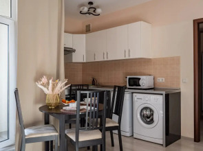 Апартаменты Sergeew Apartments Комфорт с балконом у Невского Проспекта