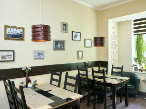 Отель Априори