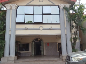 Aneio Hotel
