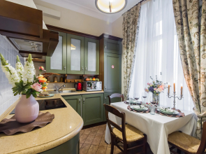 Квартира GM Apartments на 16 этаже Сталинской высотки
