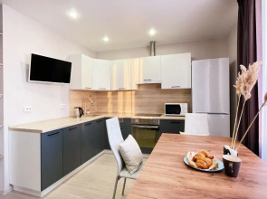 Квартира Уютная Трехкомнатная