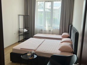Velvet Vouge Hostel