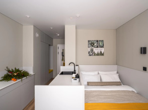 Апартаменты ДВА ГОРОДА - Салют