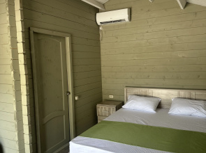 #12 Hotel