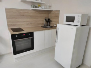 Апартаменты Light House У ТЦ Жемчужина