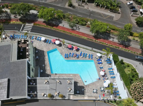 Отель Muthu Raga Madeira